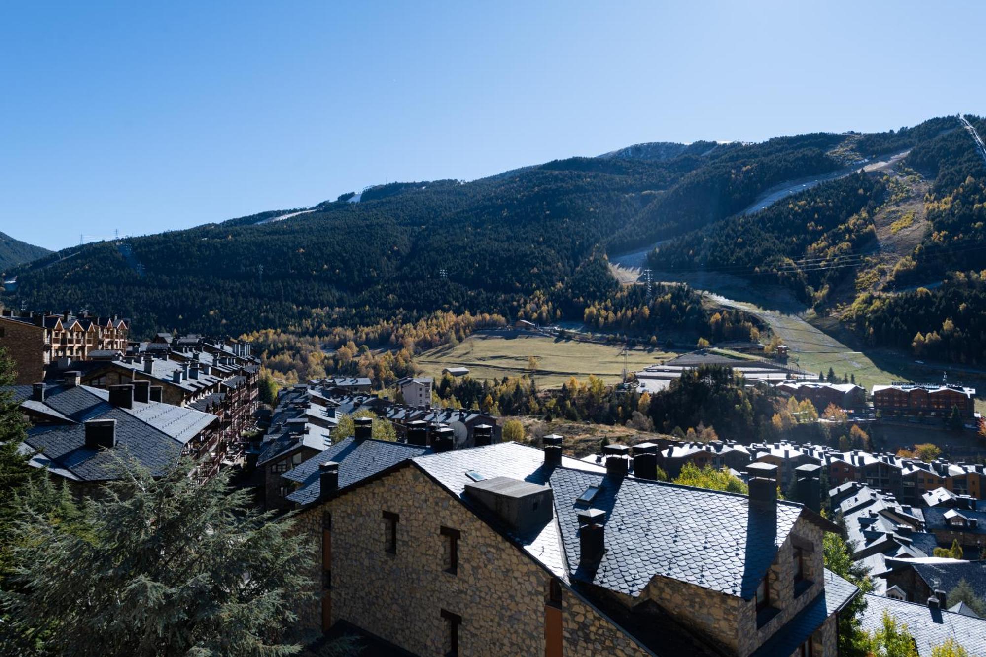 Apartamento Moderno Bh Aspen Atico Con Vistas El Tarter Exterior foto